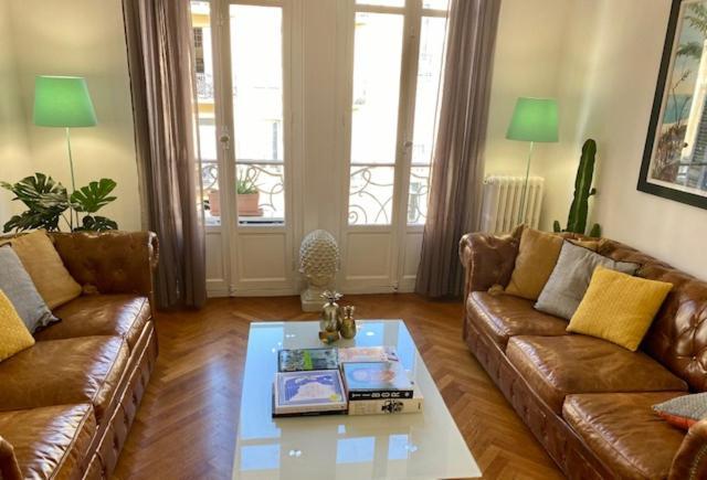 Charmant Appartement Au Centre De Nizza Exterior foto